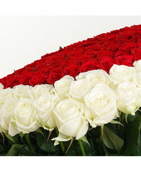 Композиция «Счастливая любовь»  из 101 розы